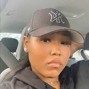 Meet your Posher, Donyielle